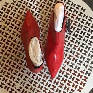 Zara Red kitten heel Bootee